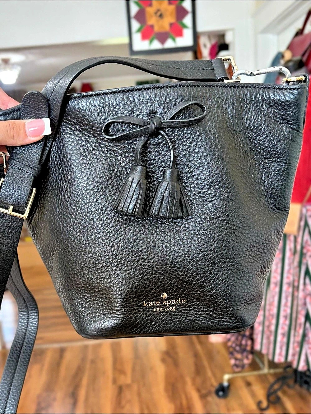 kate spade new york Hayes Street Vanessa Black Crossbody
